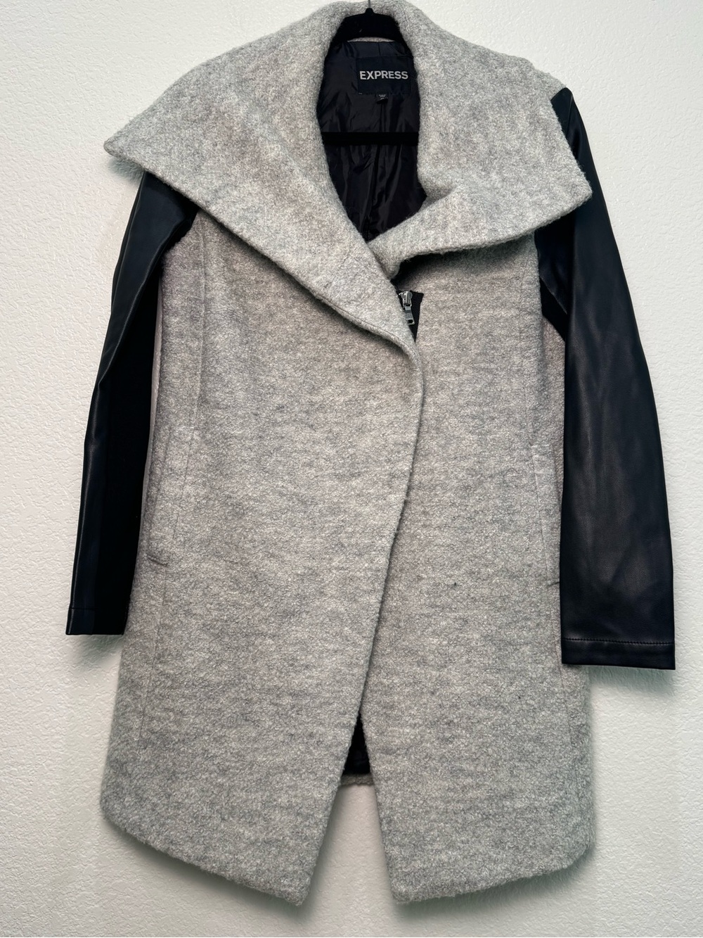 Express Coat Womens XS Gray Wool Blend Black Faux Leather Sleeve Moto Jacket
